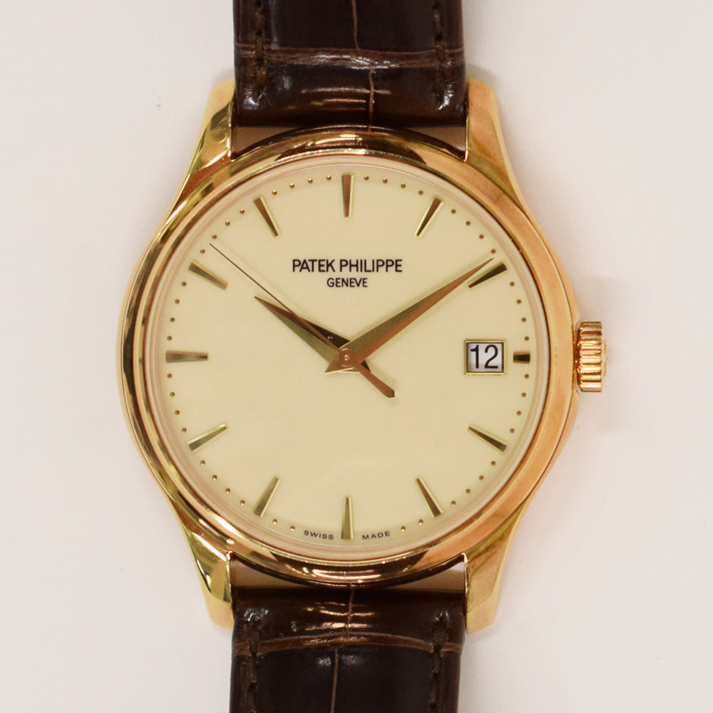 Calatrava Date 39mm Yellow Gold 5227J-001