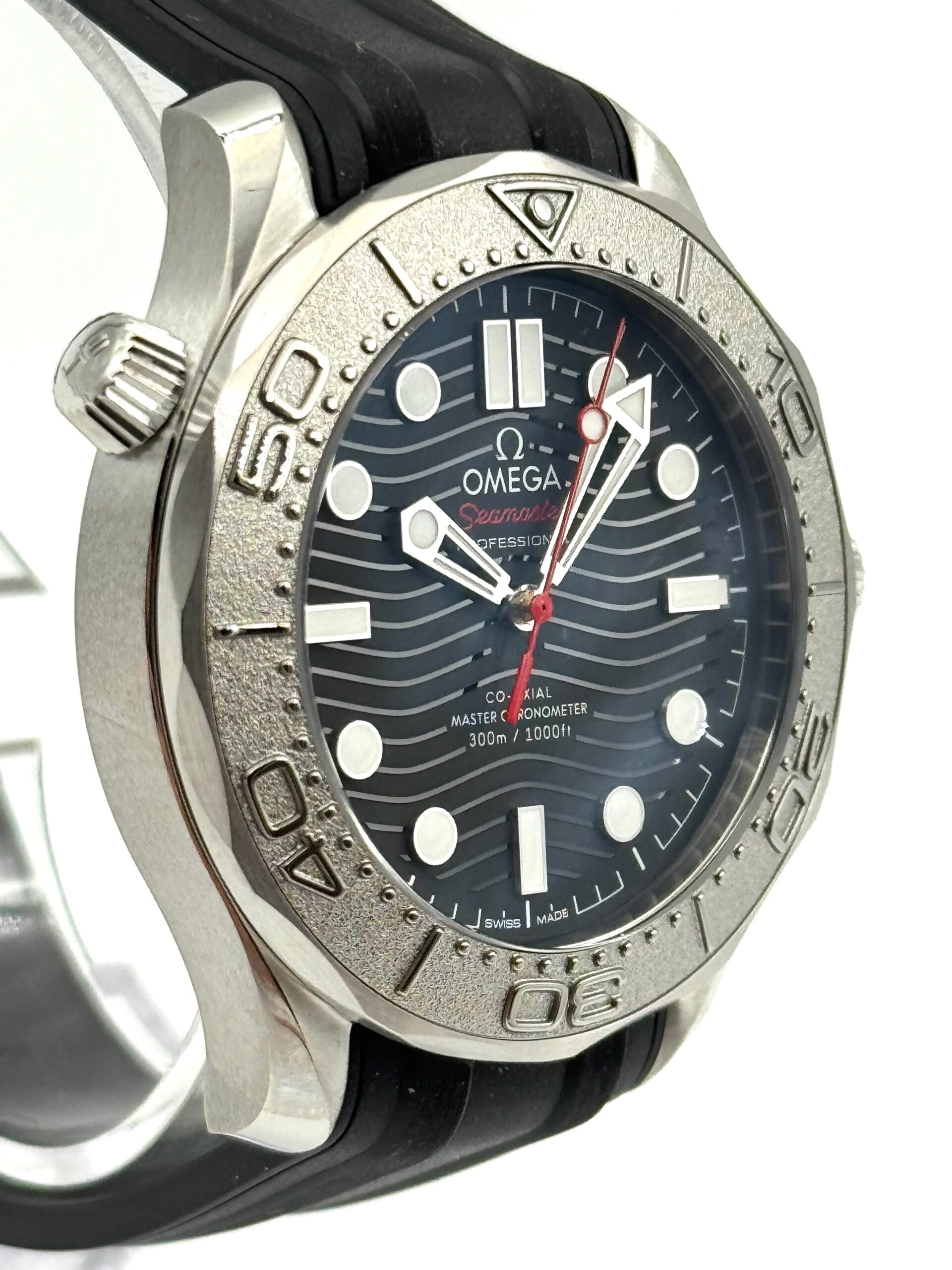 Omega Seamaster 300M Nekton 210.32.42.20.01.002