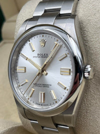 Rolex Oyster Perpetual 124300