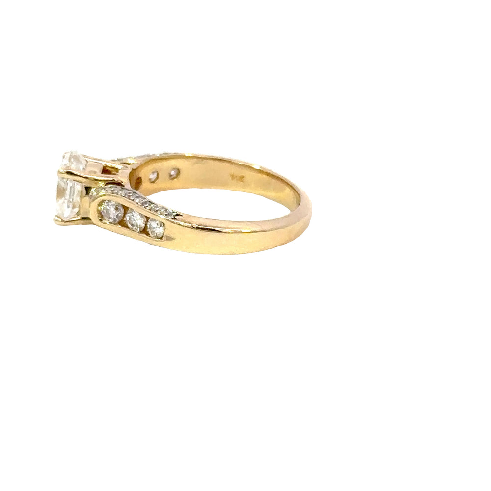 14kt yg eng. Ring 1.66ct Cushi