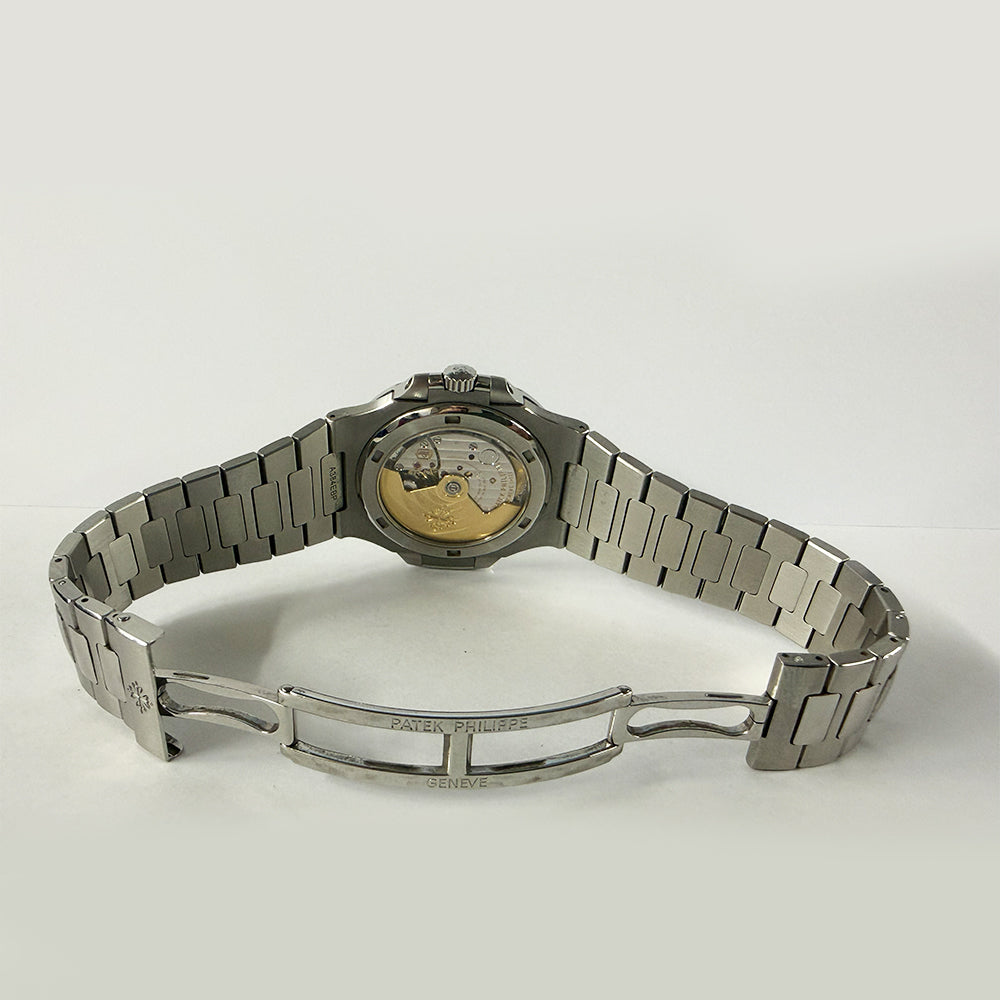 Nautilus 40mm Stainless Steel 5711/1A-010