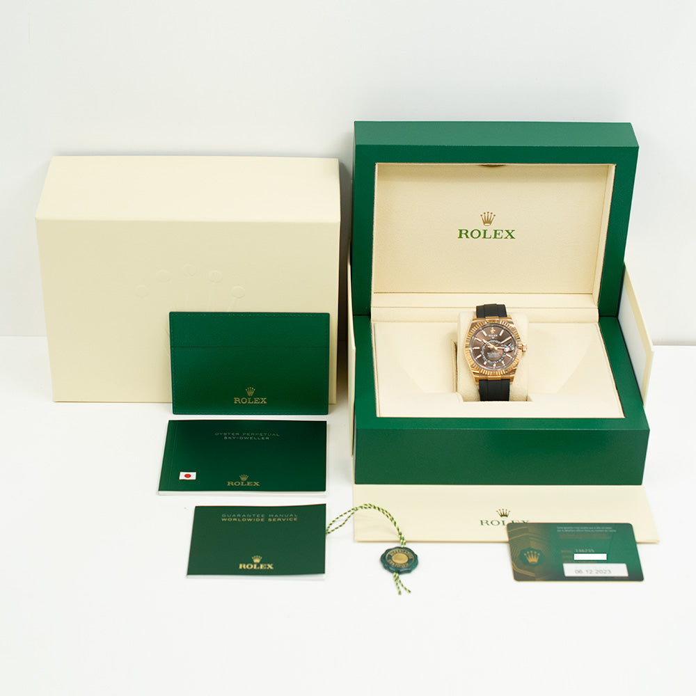 Sky-Dweller Rubber Strap Rose Gold 336235