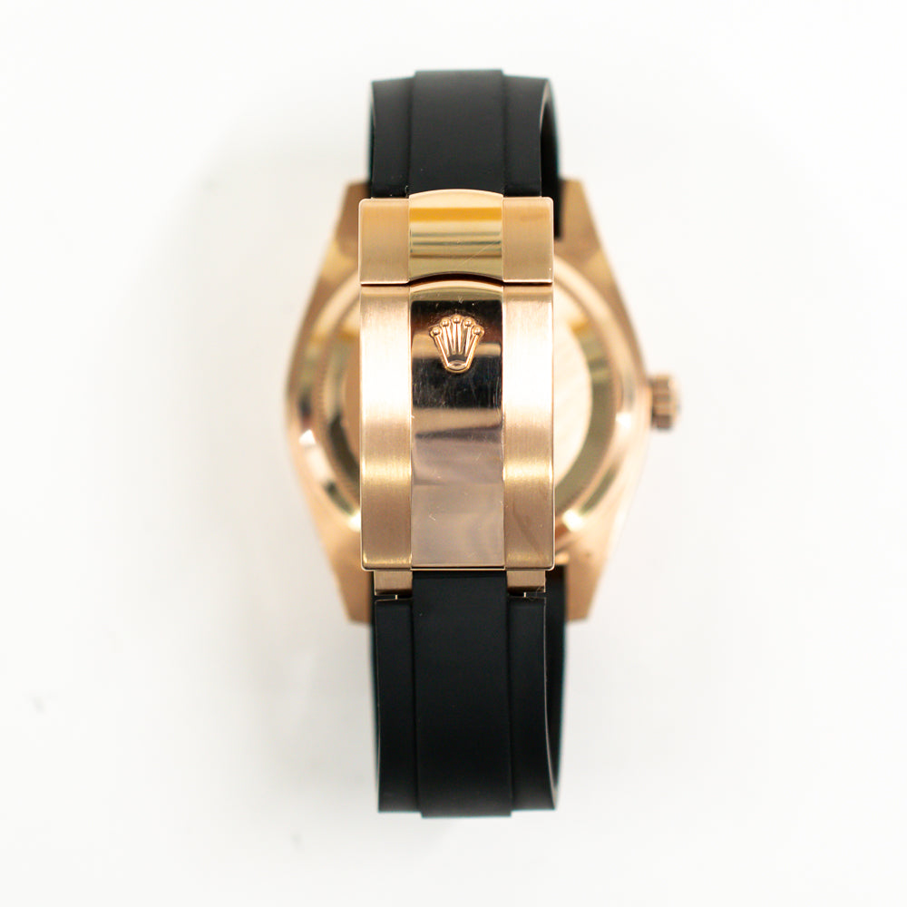 Sky-Dweller Rubber Strap Rose Gold 336235