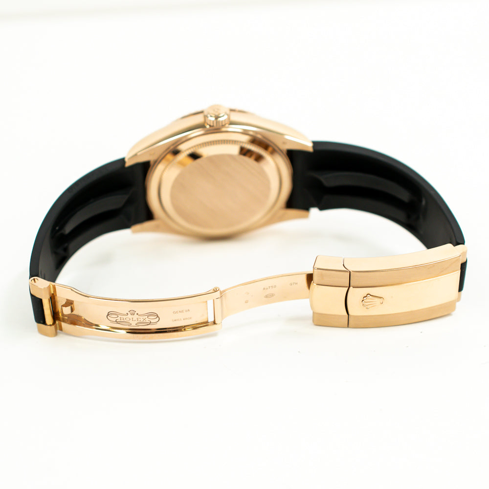Sky-Dweller Rubber Strap Rose Gold 336235
