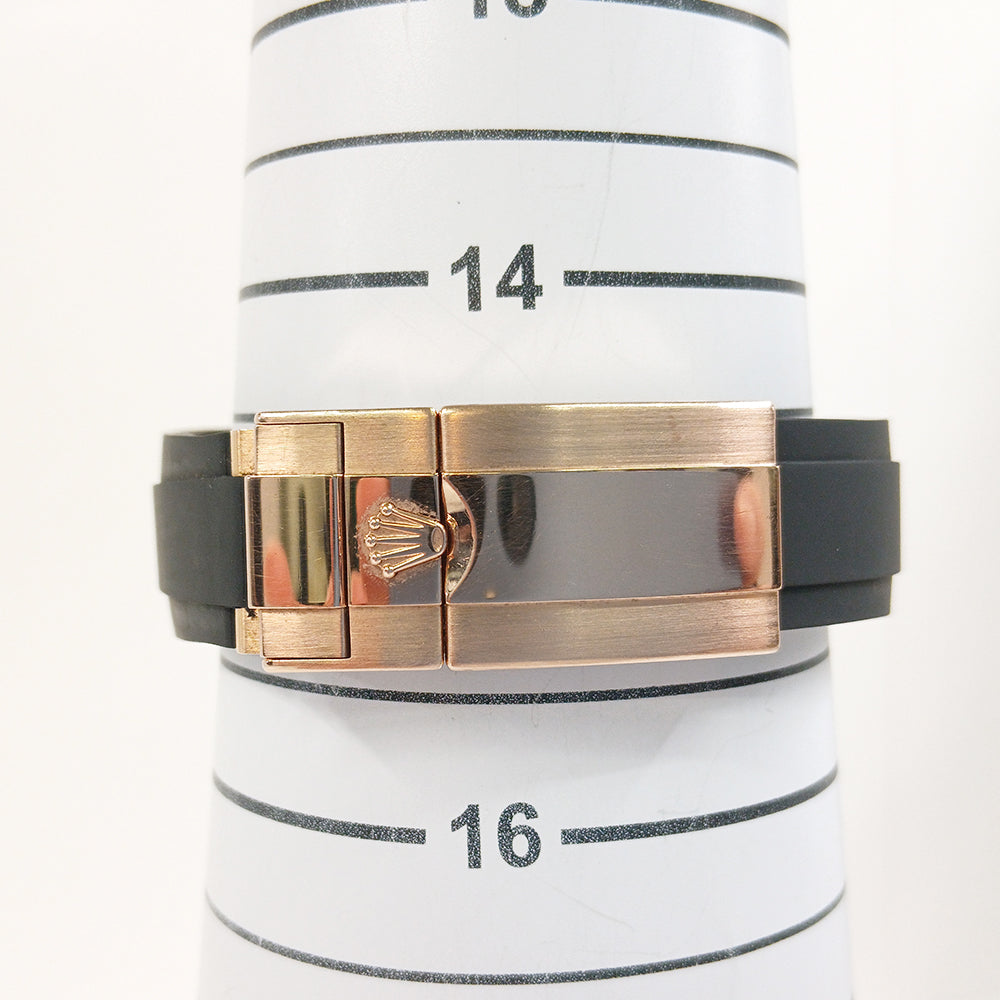 Daytona Rose Gold Black Ceramic Bezel with Rubber Strap 116515LN