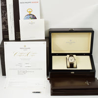 Calatrava Annual Calendar Moon Phase Complications Selfwinding 39mm White Gold 5146G-001