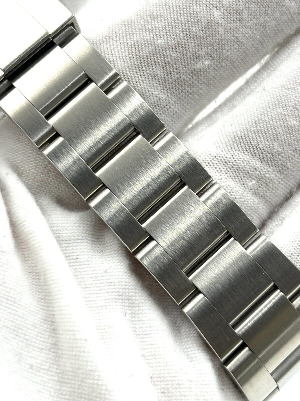 Rolex Airking 126900