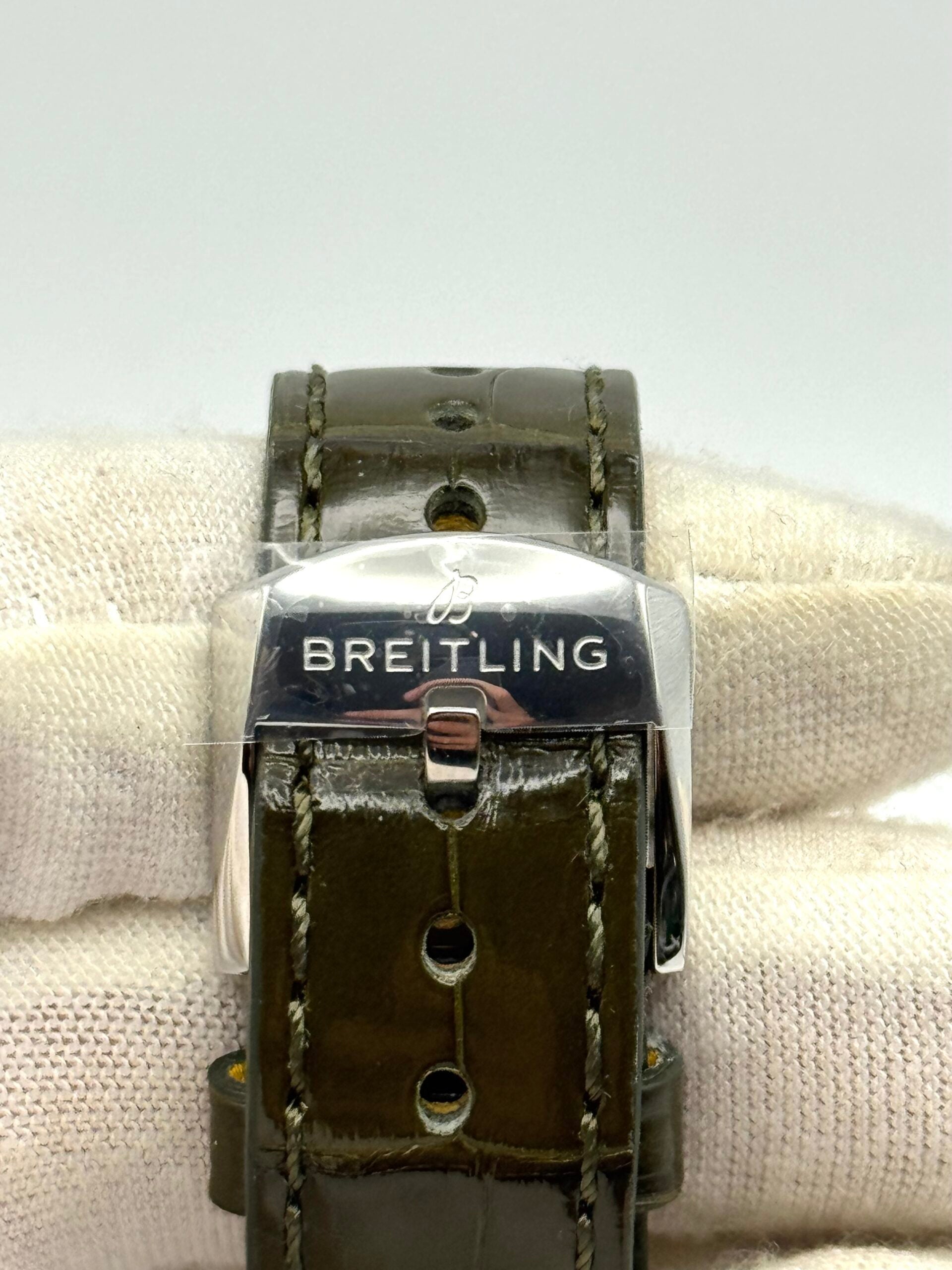 Breitling Navitimer A17395