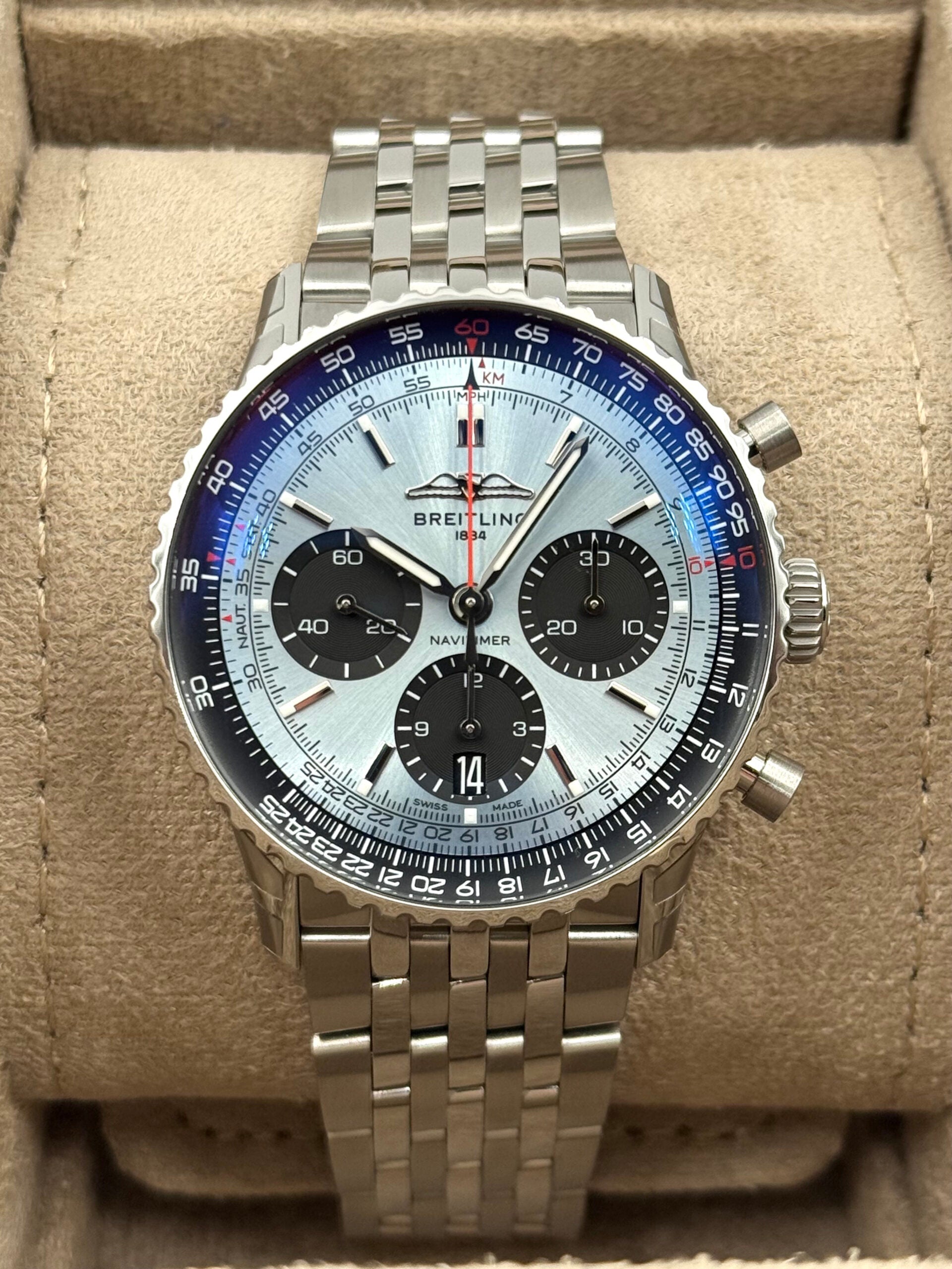 Breitling Navitimer AB0139