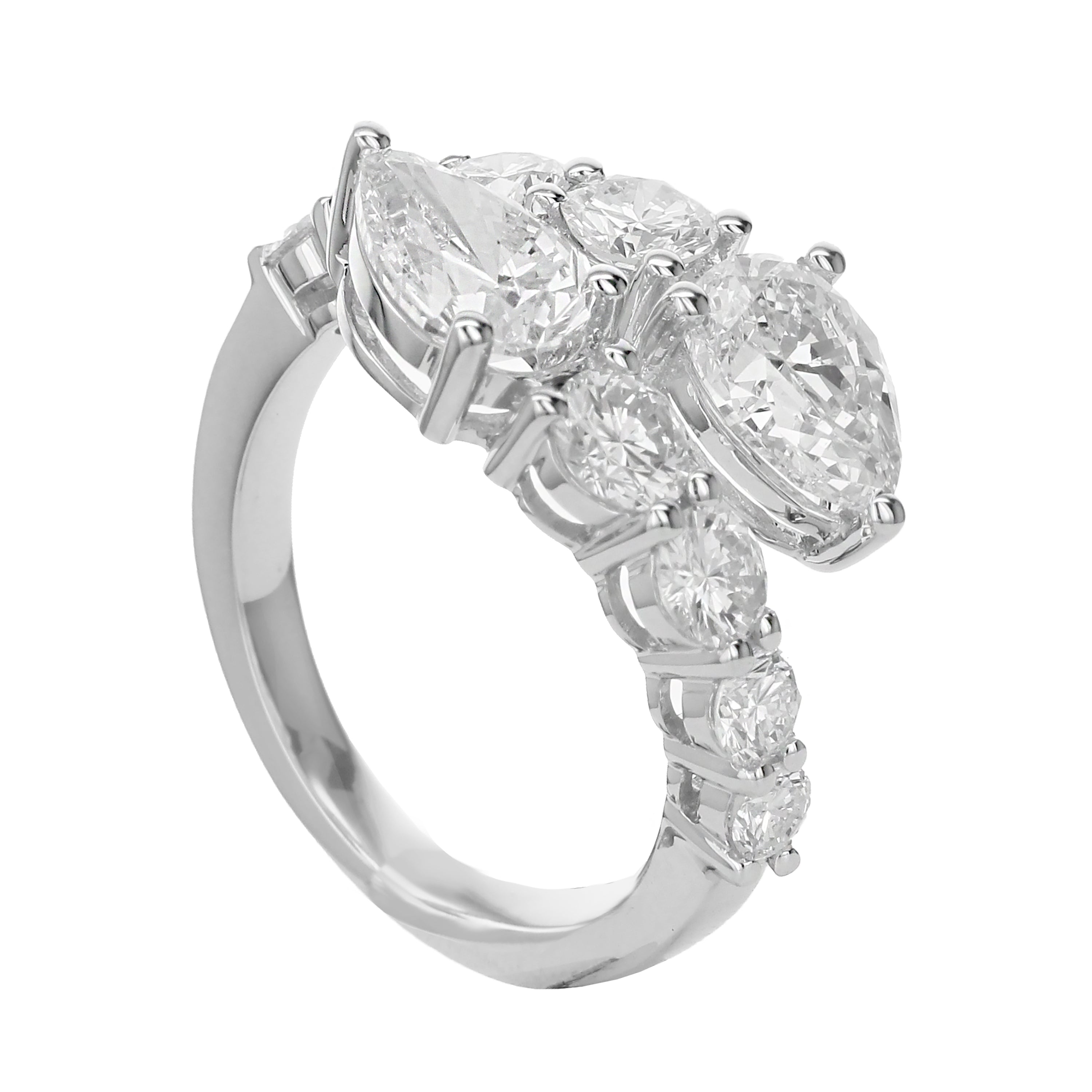 18K White Gold Pear & Round Diamond Ring 3.30 Carat