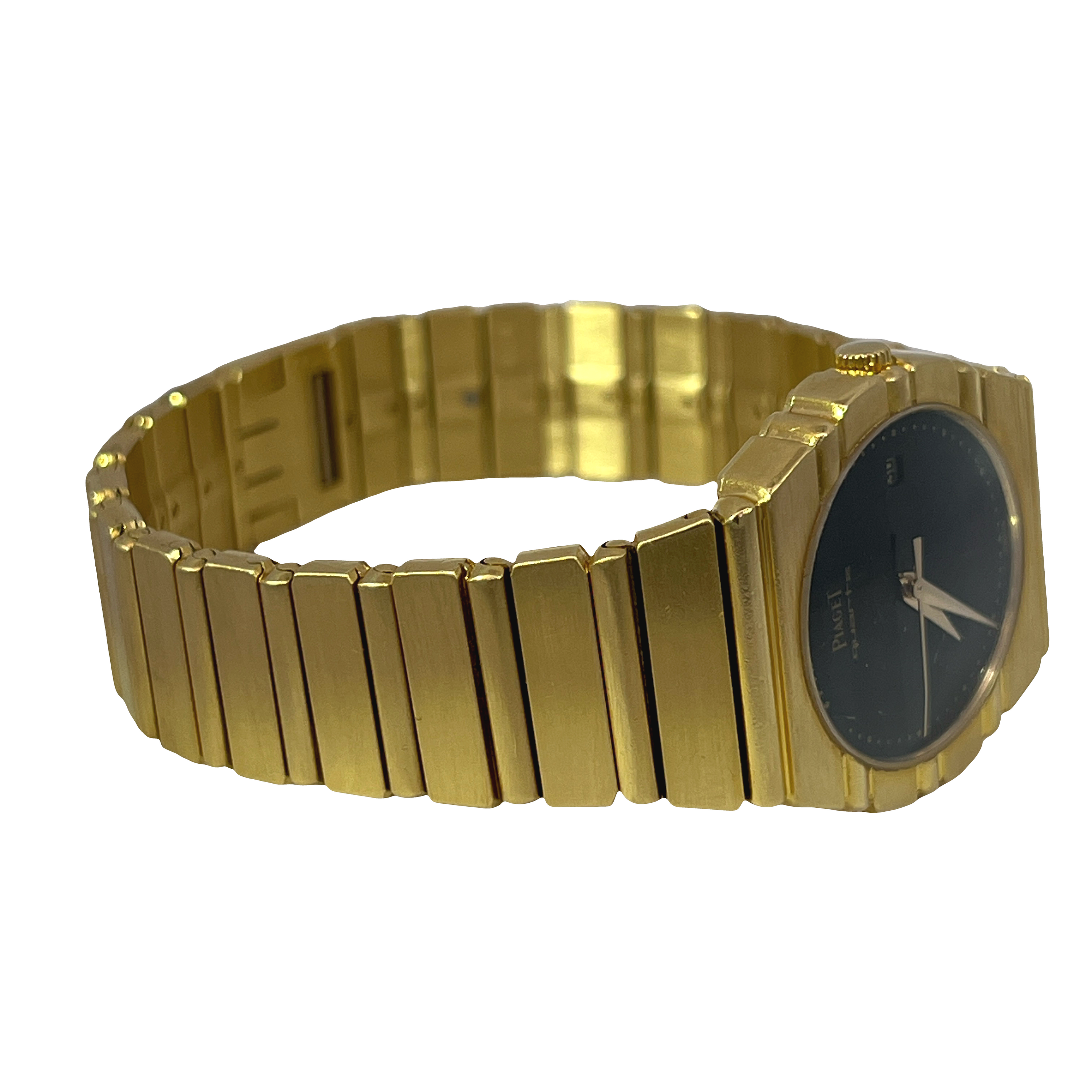 Pre-Owned Piaget Polo Small 18K Yellow Gold Black Dial Quartz Watch Ref. 15761
