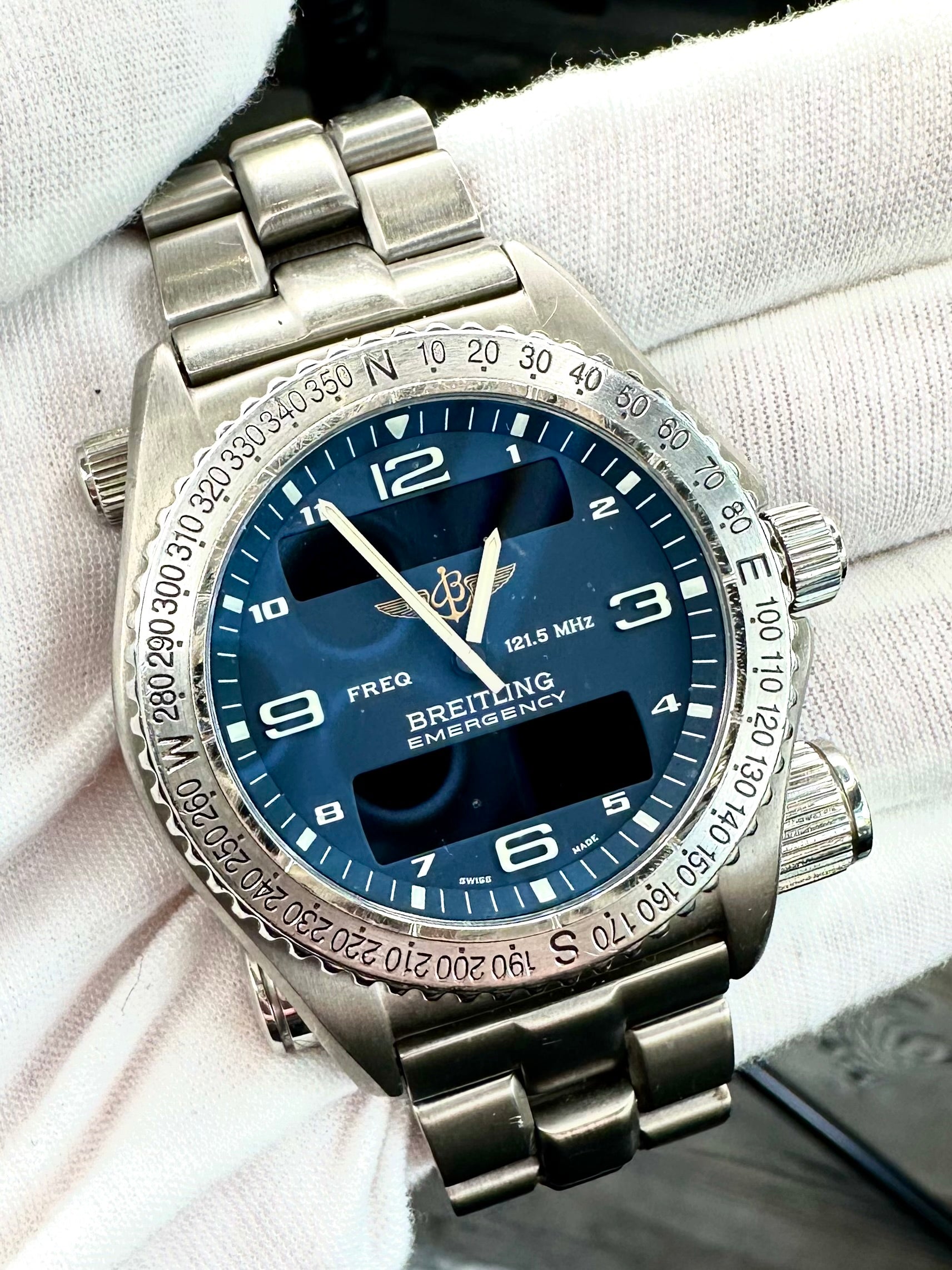 Breitling Emergency – Titanium