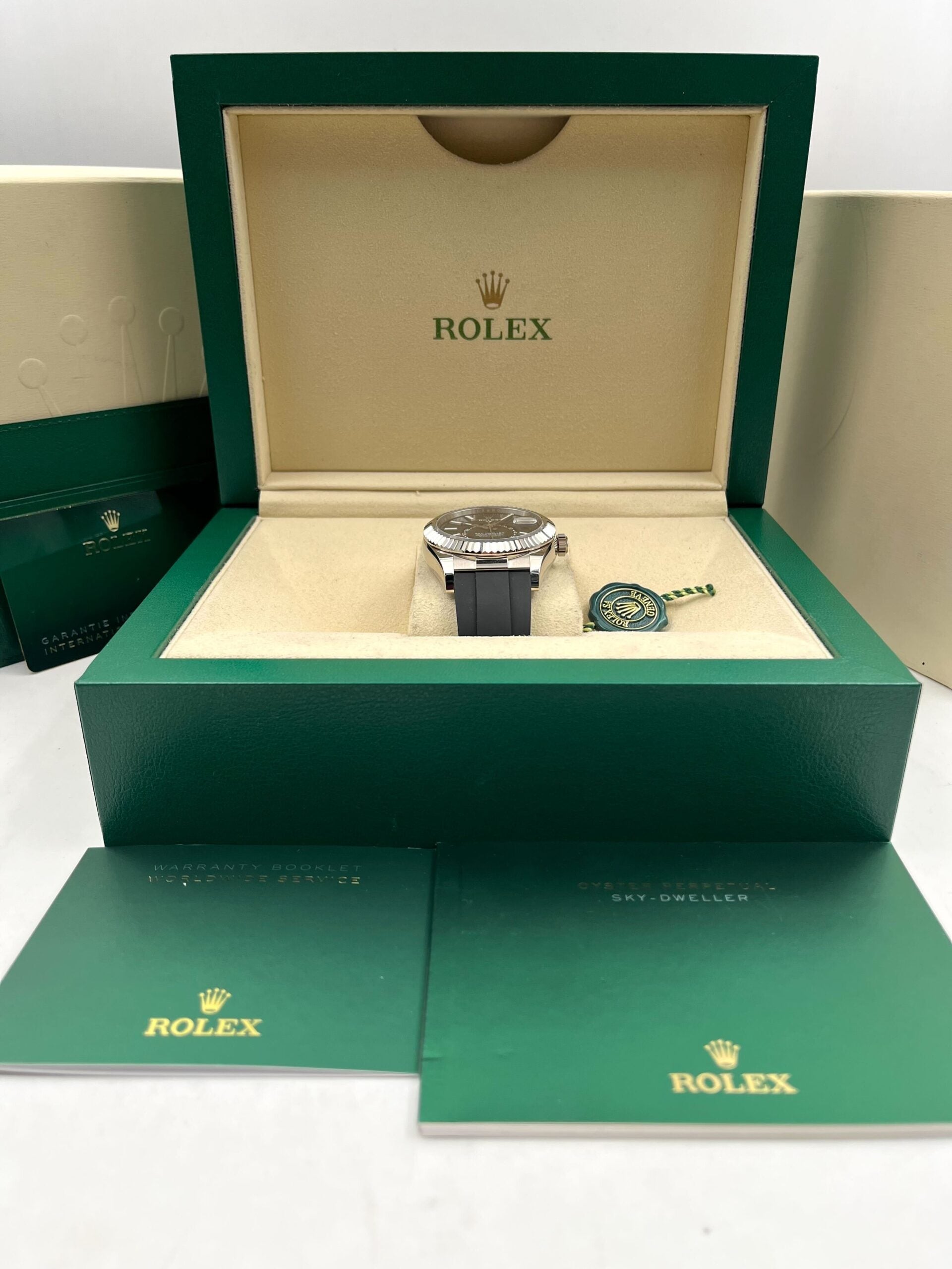 Rolex Sky-Dweller 336239