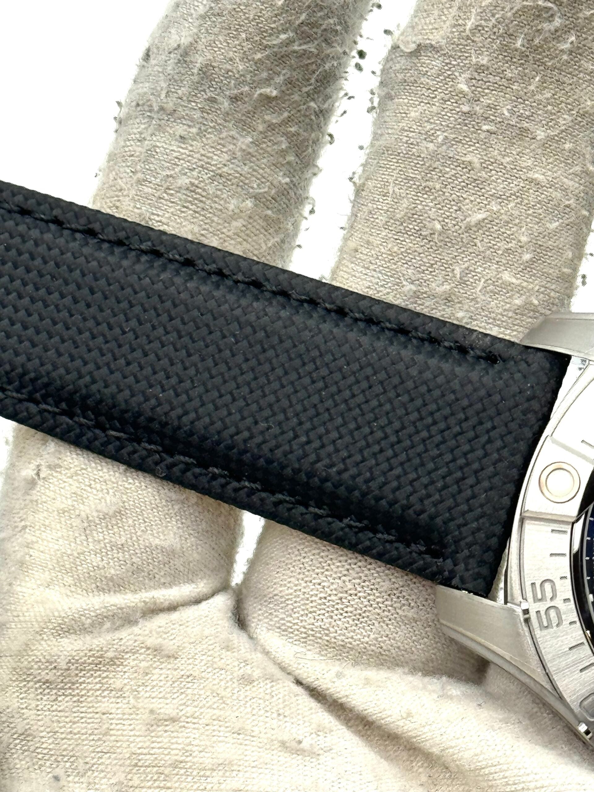 Breitling Avenger AB0147