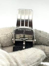 Breitling Avenger AB0147