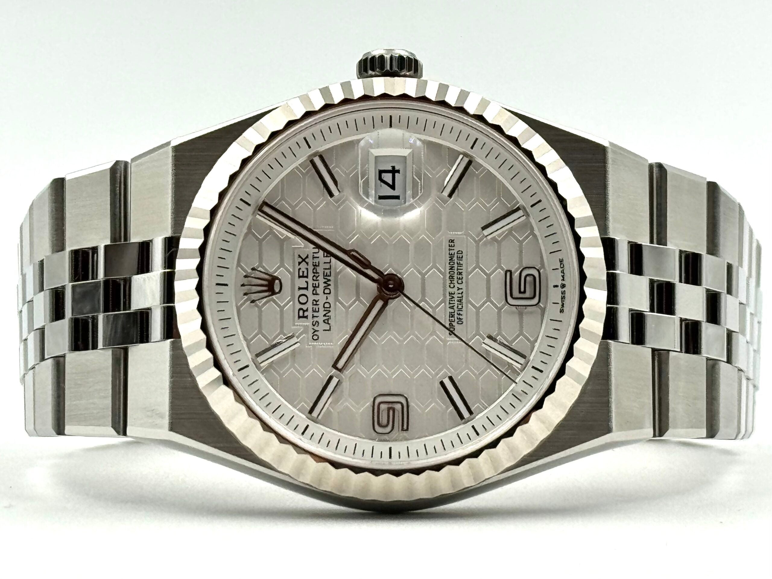 Rolex Land-Dweller 127334
