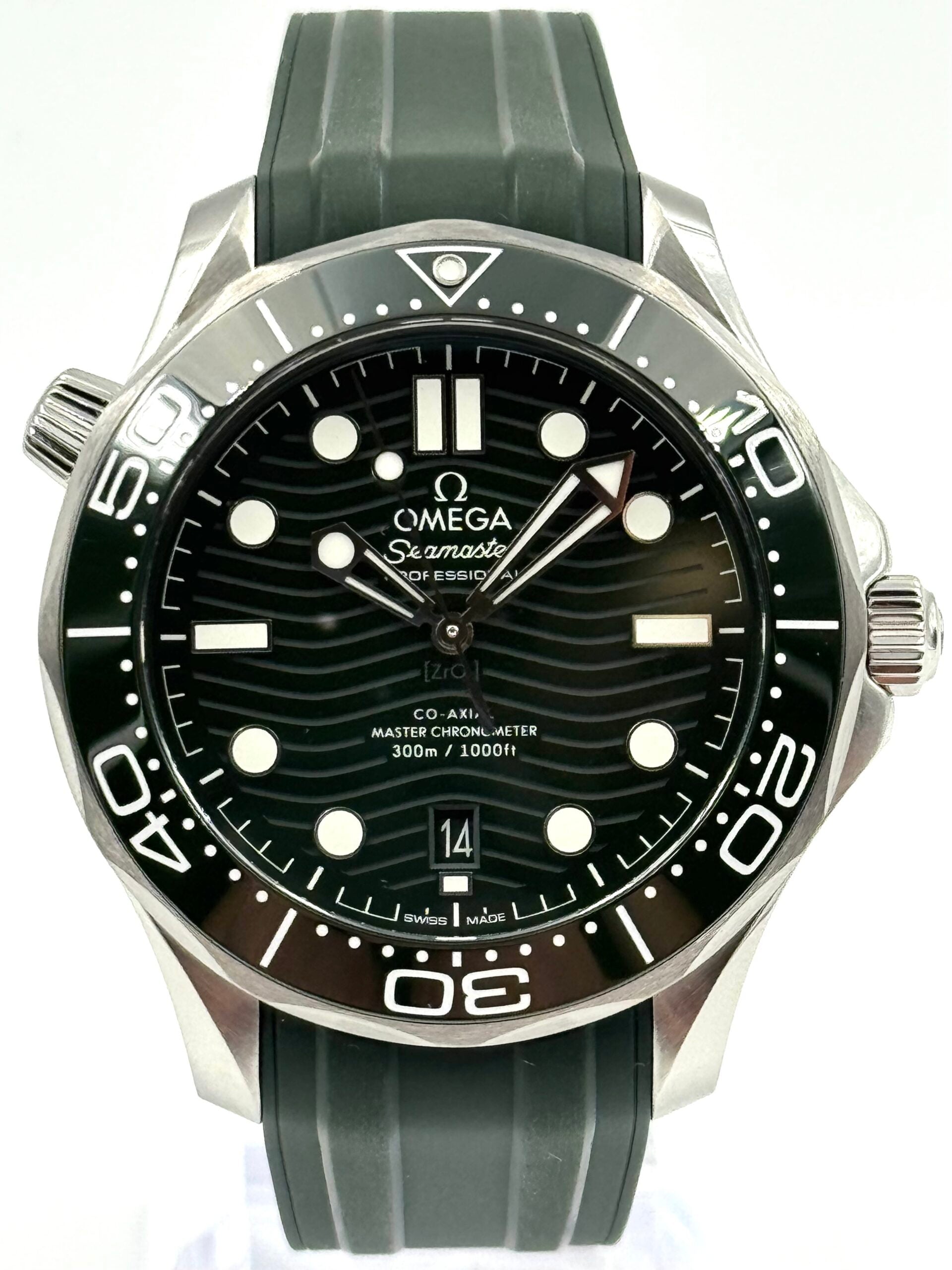 Omega Seamaster 300M 210.32.42.20.10.001