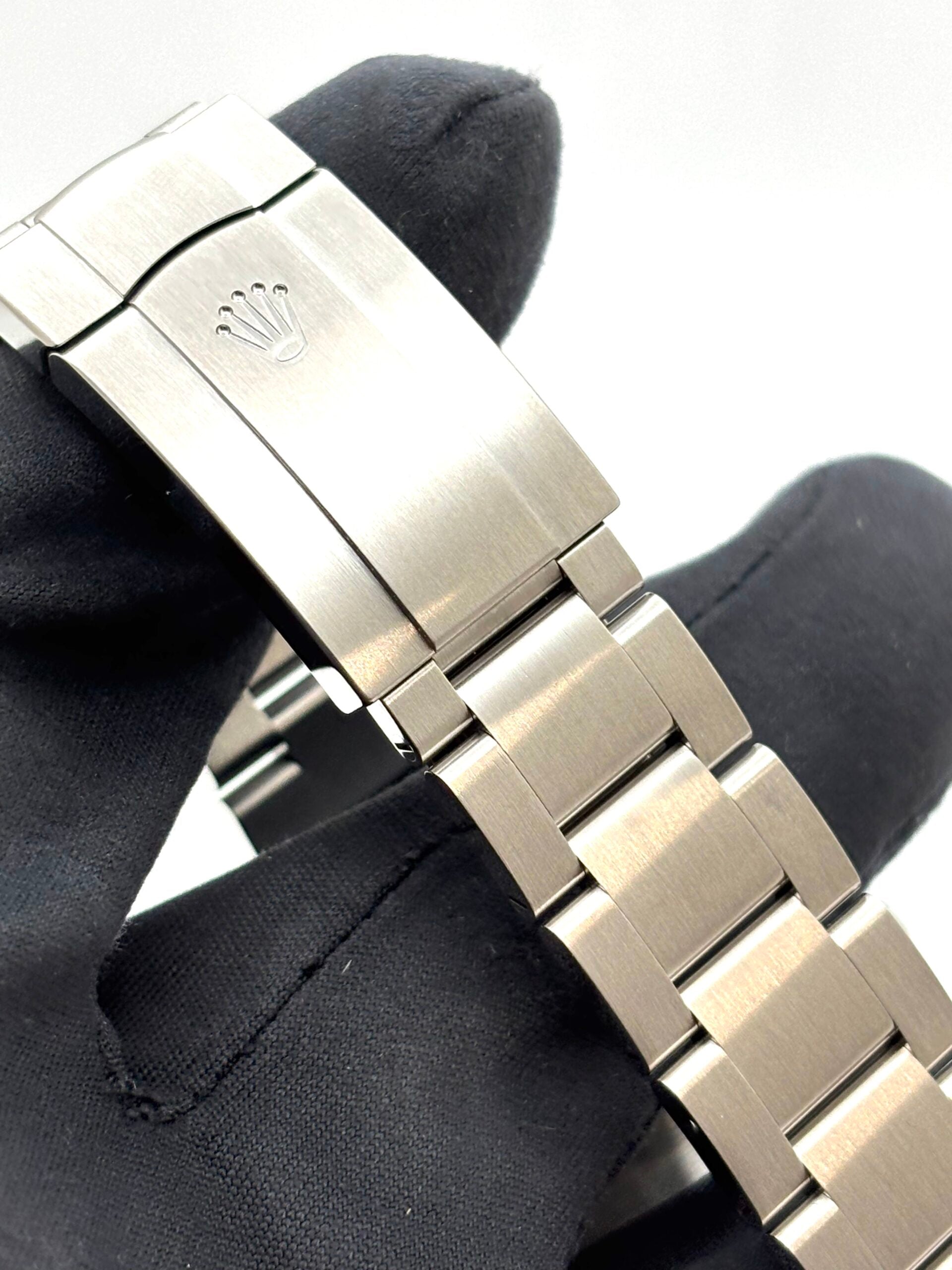 Rolex Oyster Perpetual 134300