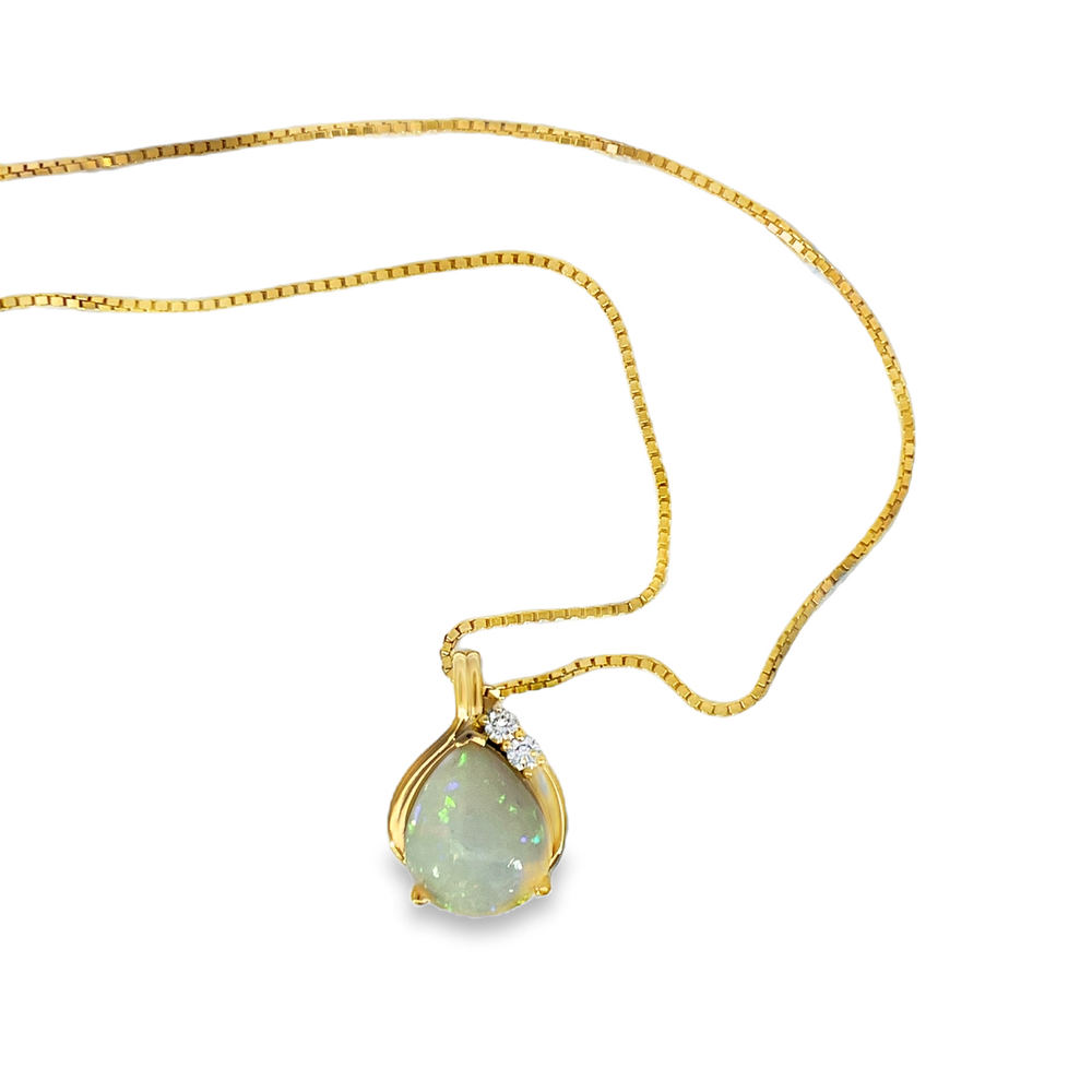 18K Yellow Gold 6.65 Carat Opal & Diamond Pendant Necklace | 18" Box Chain