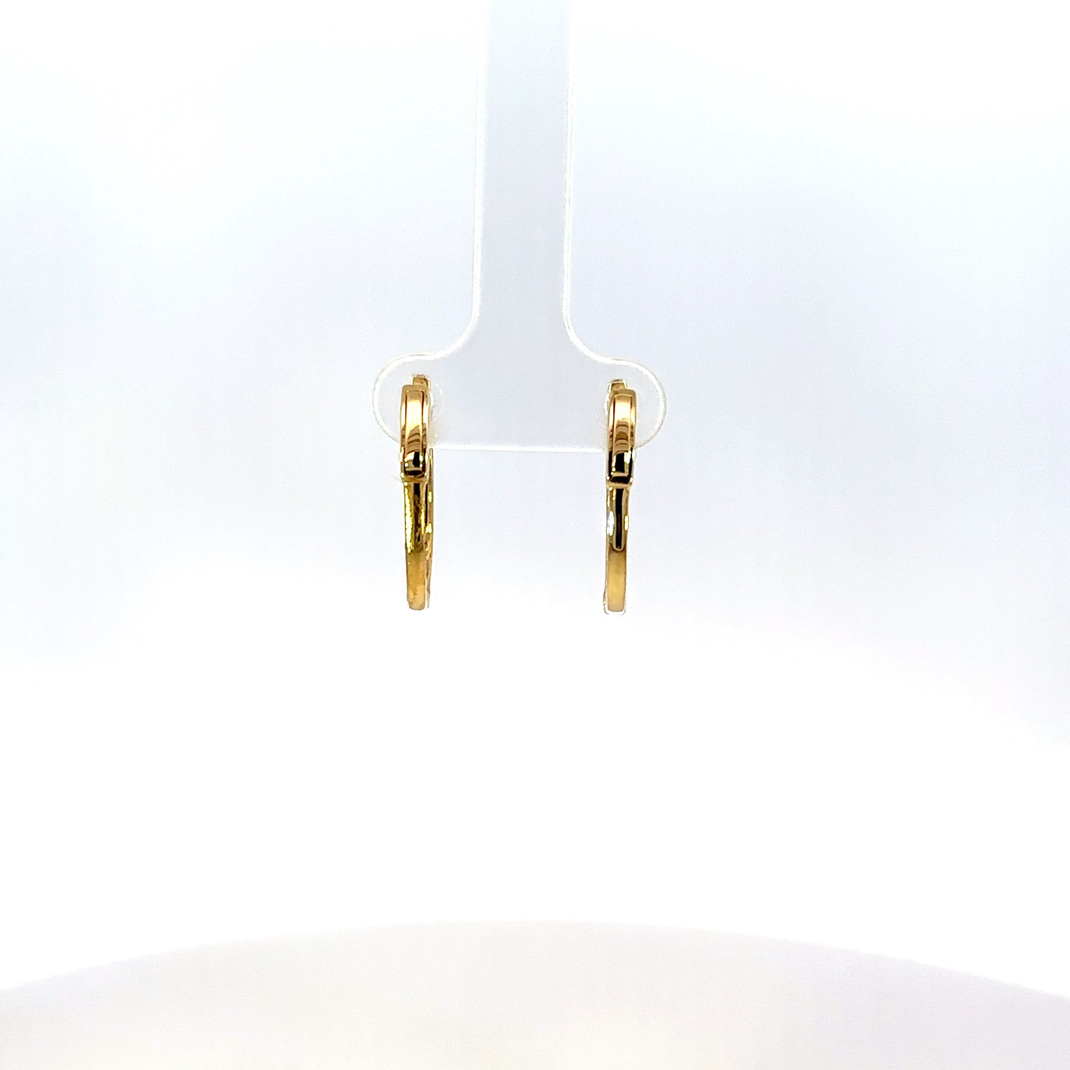 18kt yg In/Out Diamond Oval Ho