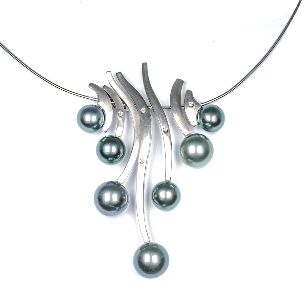 Silver Necklace with Black Tahitian Pearls