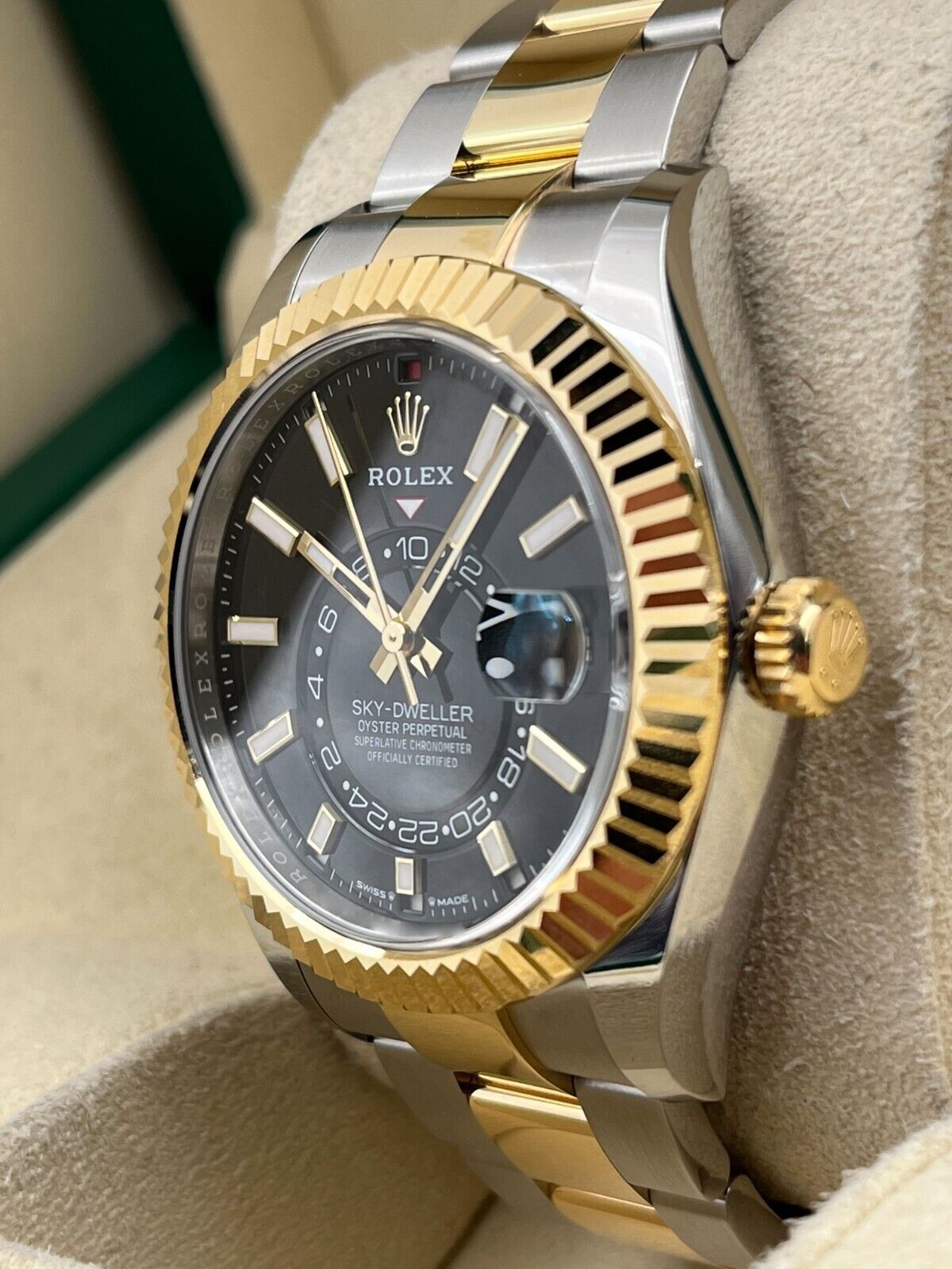 Rolex Sky-Dweller 336933