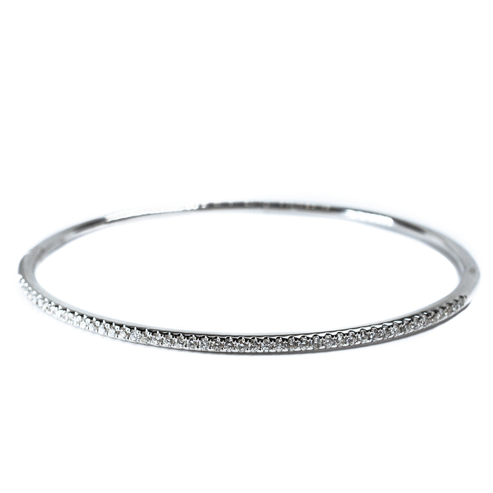 18kt White Gold Diamond Fashion Bangle Bracelet