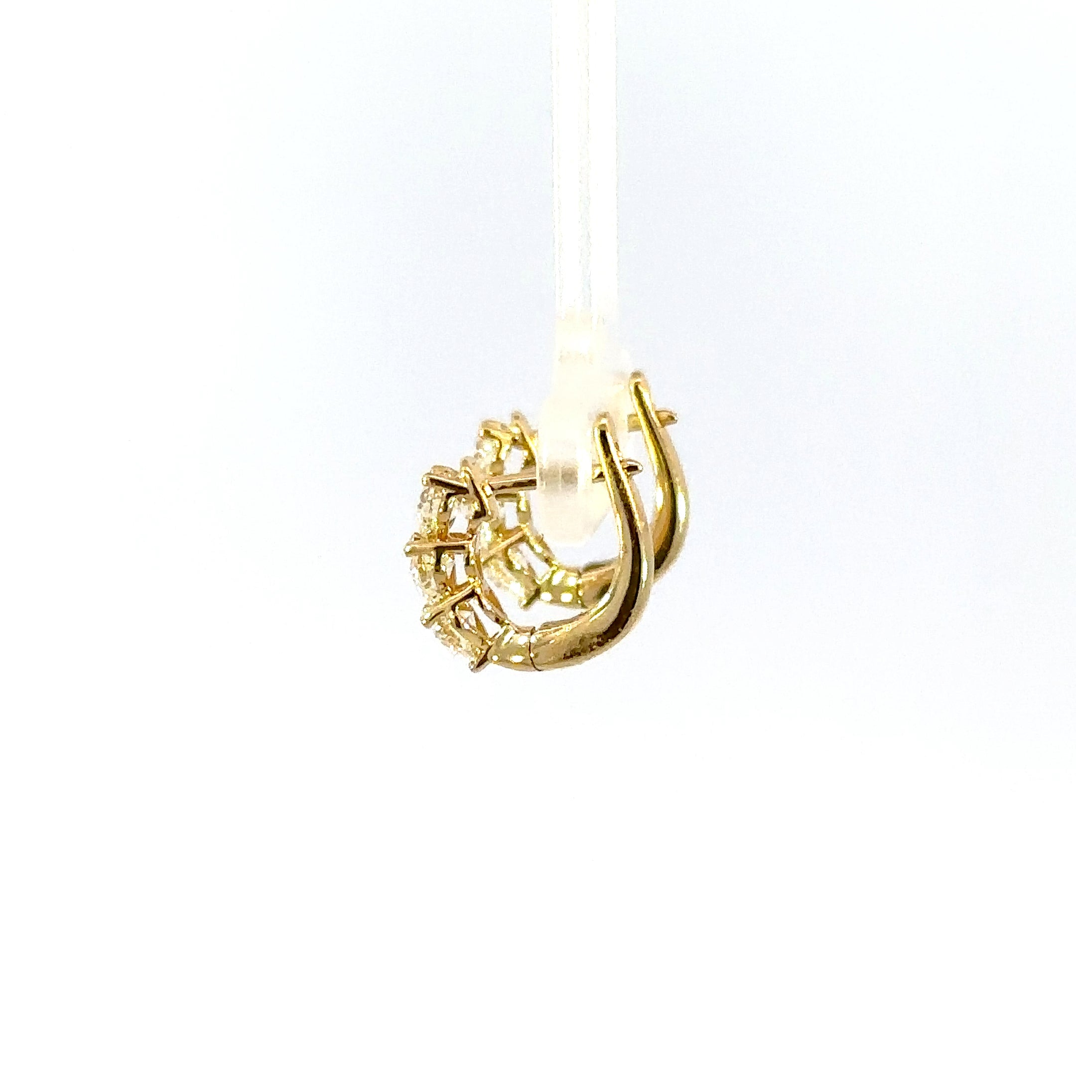 18k yg  heart shaped diamond h