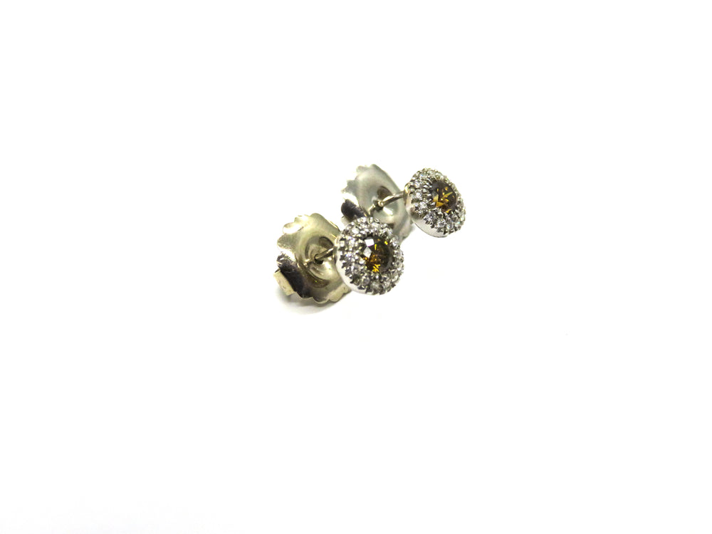 14kt White Gold Diamond Pave Stud Earrings