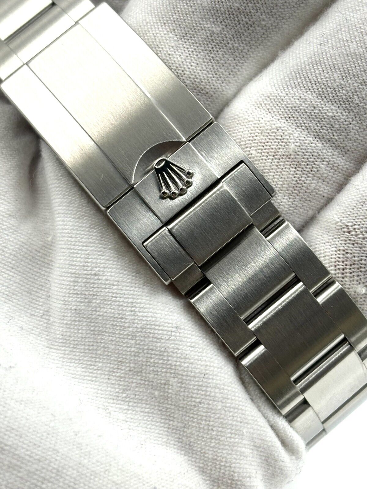 Rolex Airking 126900