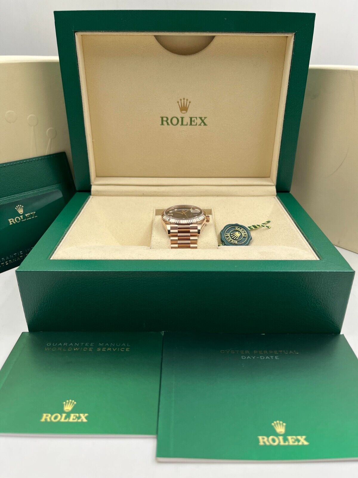 Rolex Day-Date 128235A