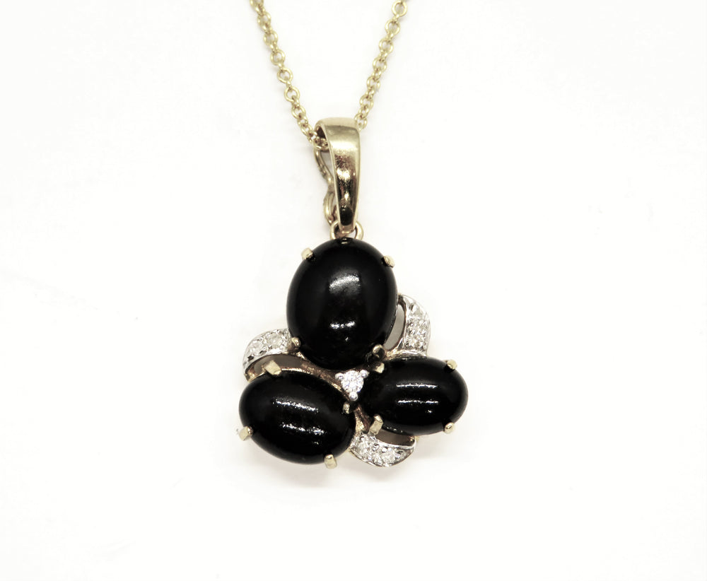 14kt Yellow Gold Onyx and Diamond Pendant Necklace