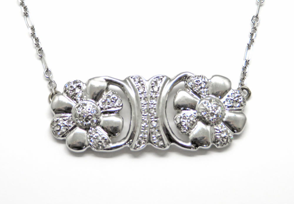 14kt White Gold Diamond Twin Flower Pendant Necklace