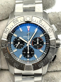 Breitling Super Avenger EB0148