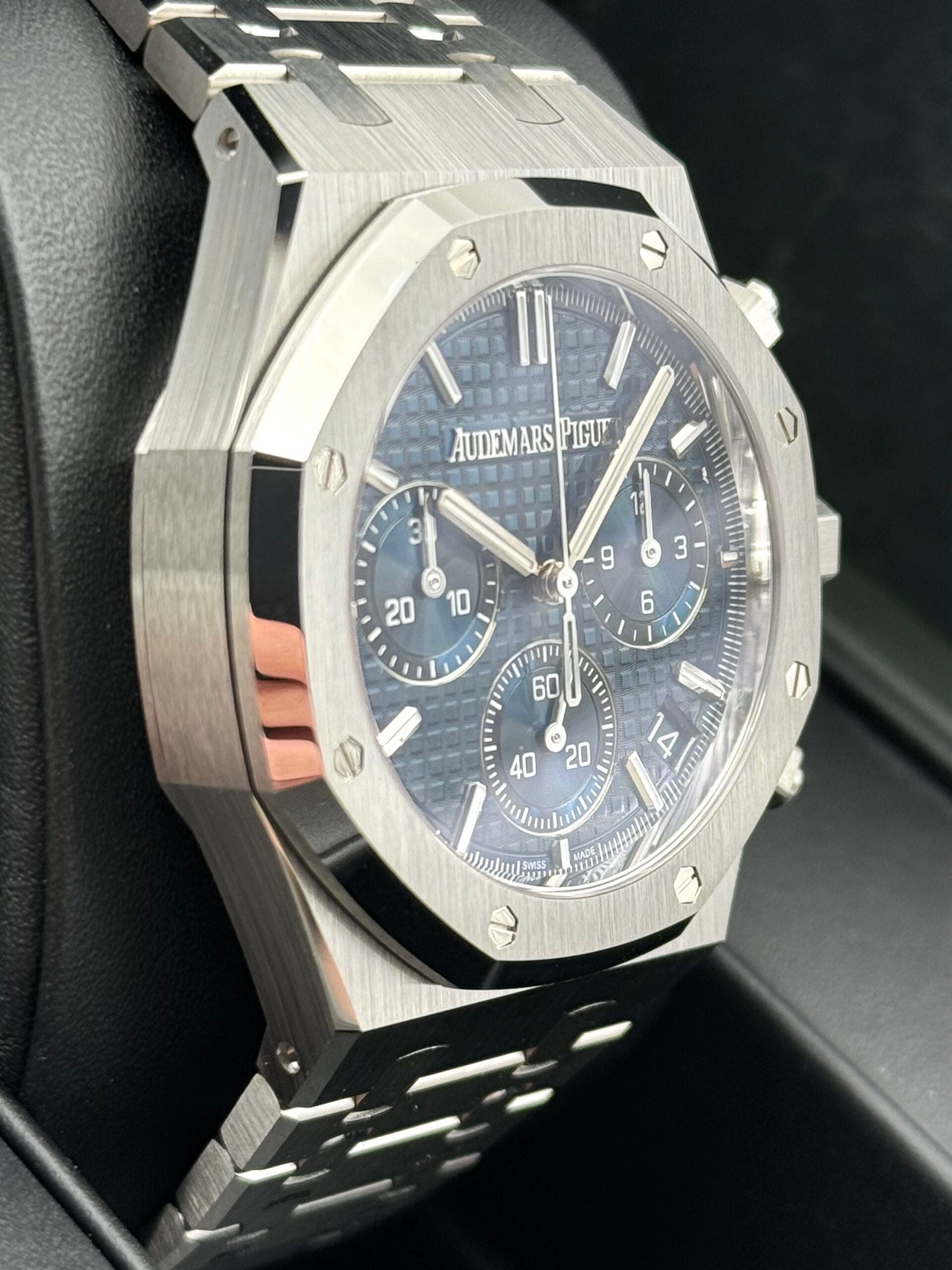 Audemars Piguet Royal Oak Chronograph 26240ST