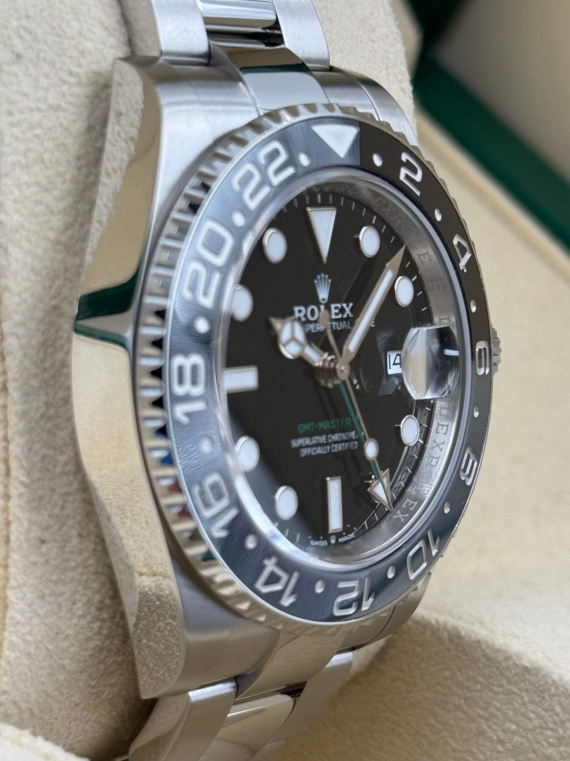 Rolex GMT-Master II 126710GRNR