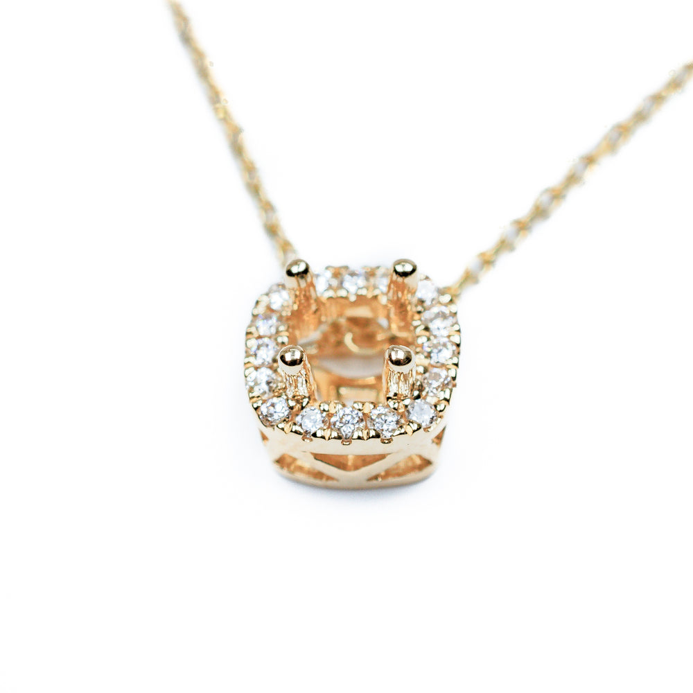 18kt Yellow Gold Diamond Halo Semi Mount Pendant Necklace