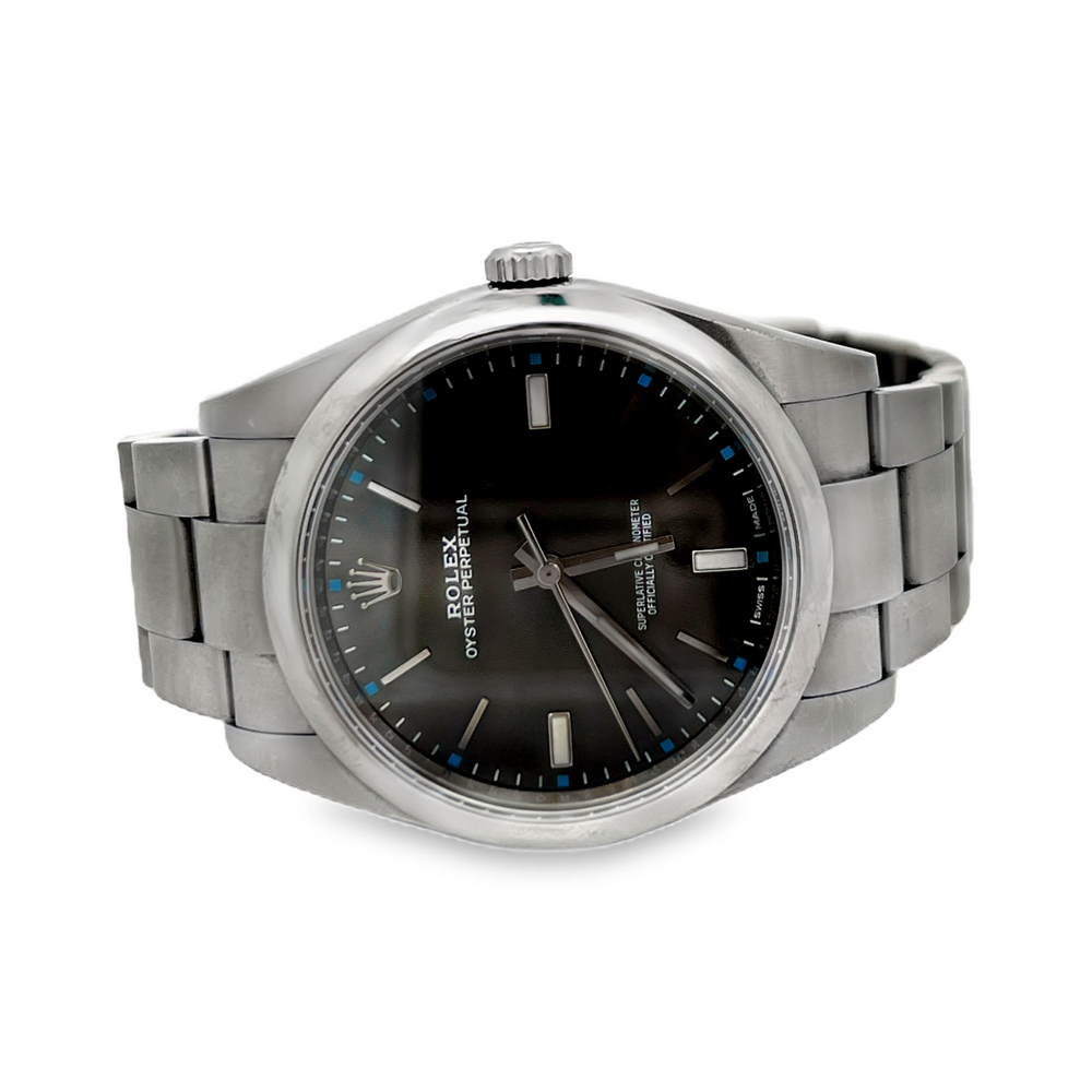 Pre-Owned Rolex Oyster Perpetual 39 Rhodium Dial Ref. 114300 – Box & Papers