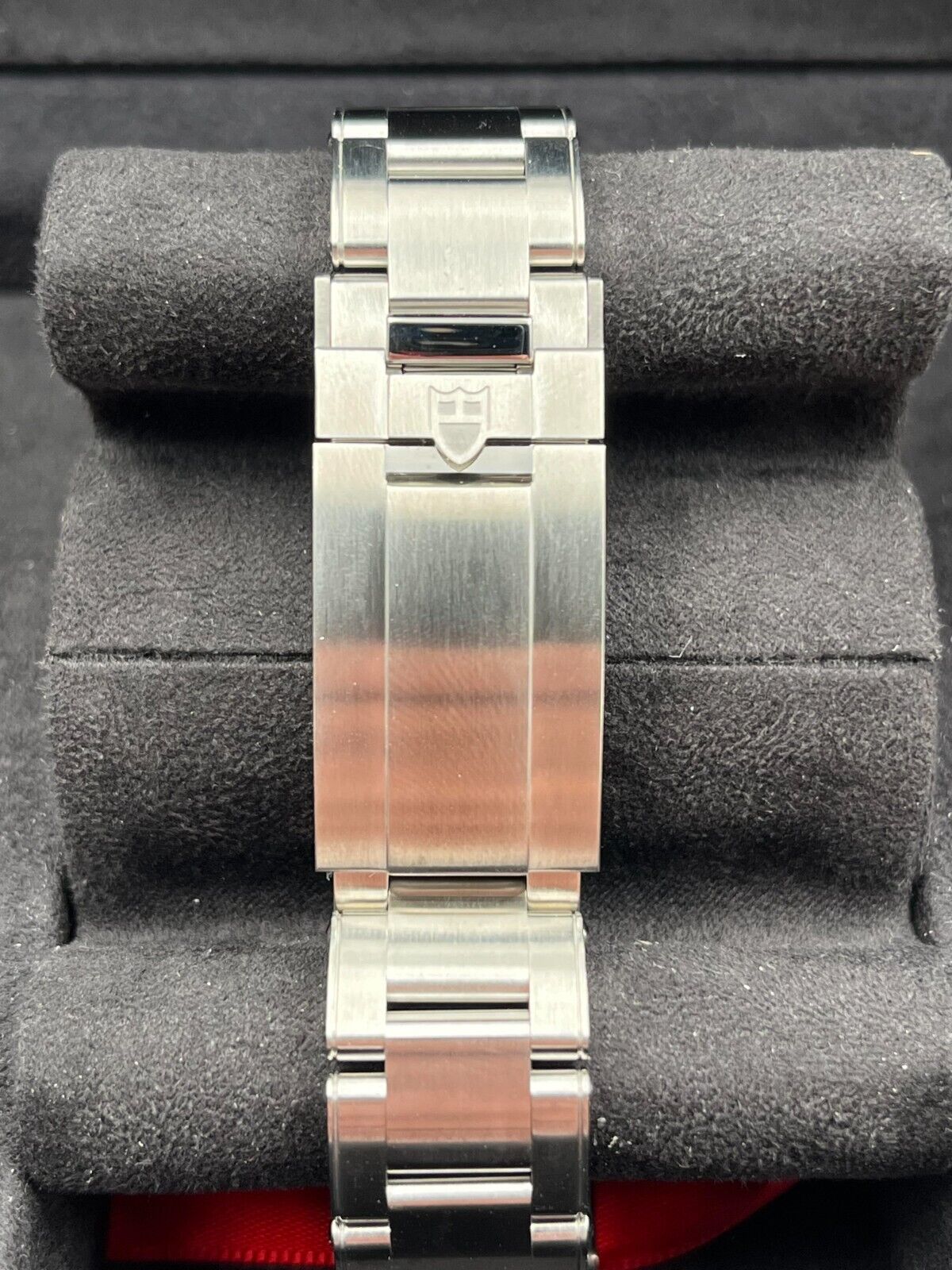 Tudor Black Bay Pro 79470