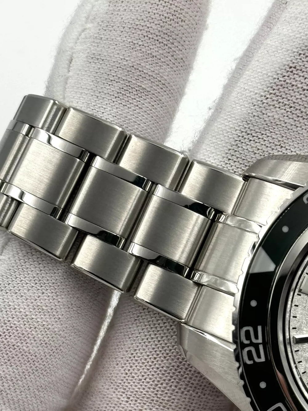Grand Seiko Sport Collection SBGJ277