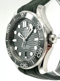 Omega Seamaster 300M 210.32.42.20.10.001