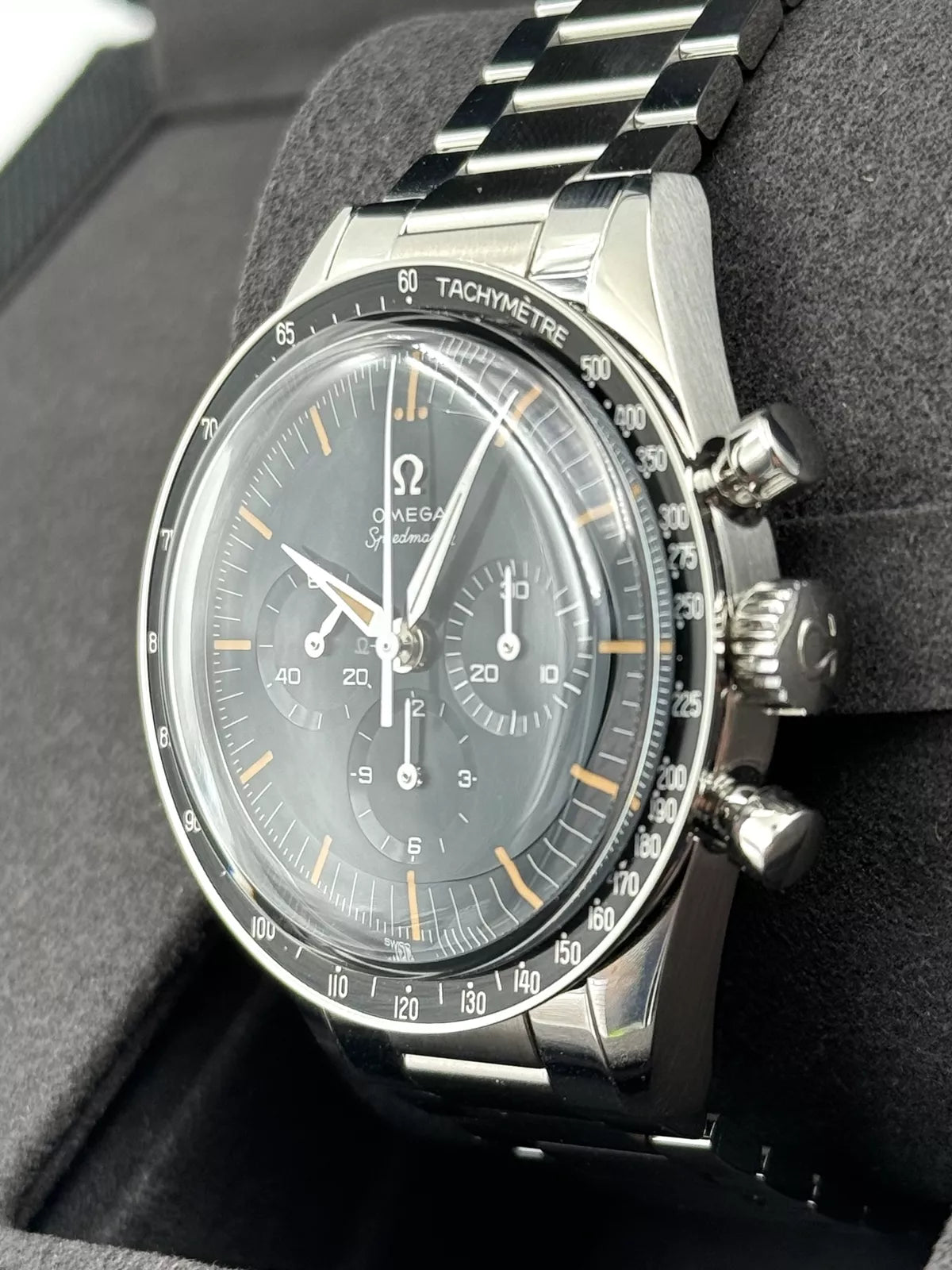 Omega Speedmaster First In Space 310.30.40.50.06.001