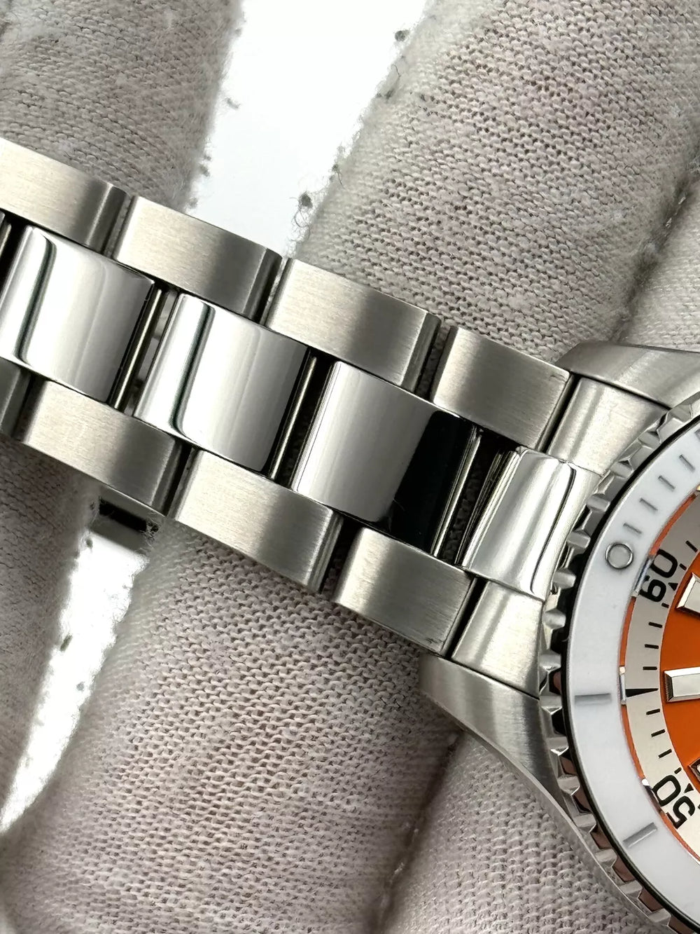 Breitling Superocean A17377