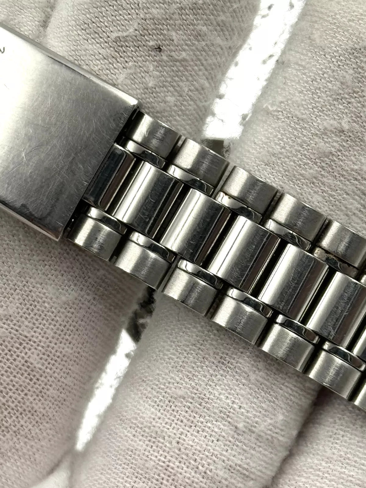 Omega Speedmaster Date 3511.70