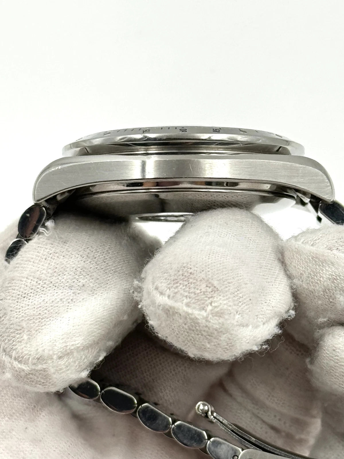 Omega Speedmaster Date 3511.70