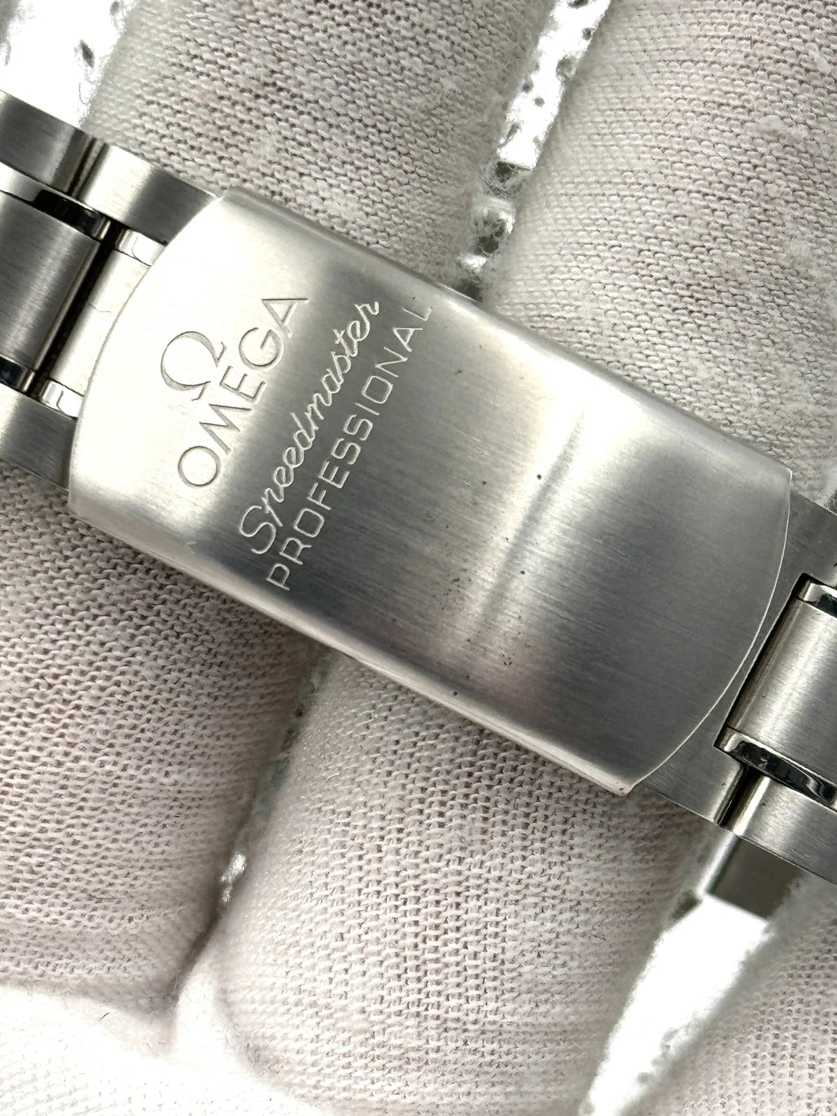 Omega Speedmaster Moonwatch 3597.04