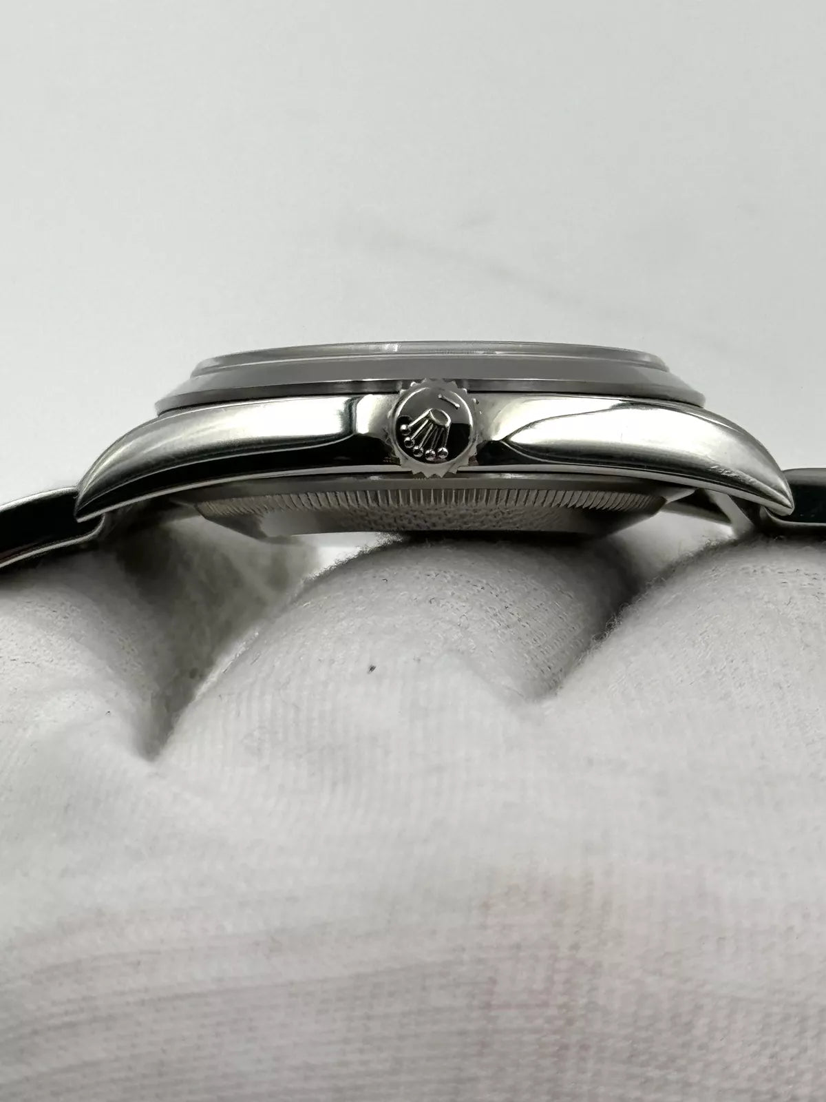 Rolex Explorer 114270