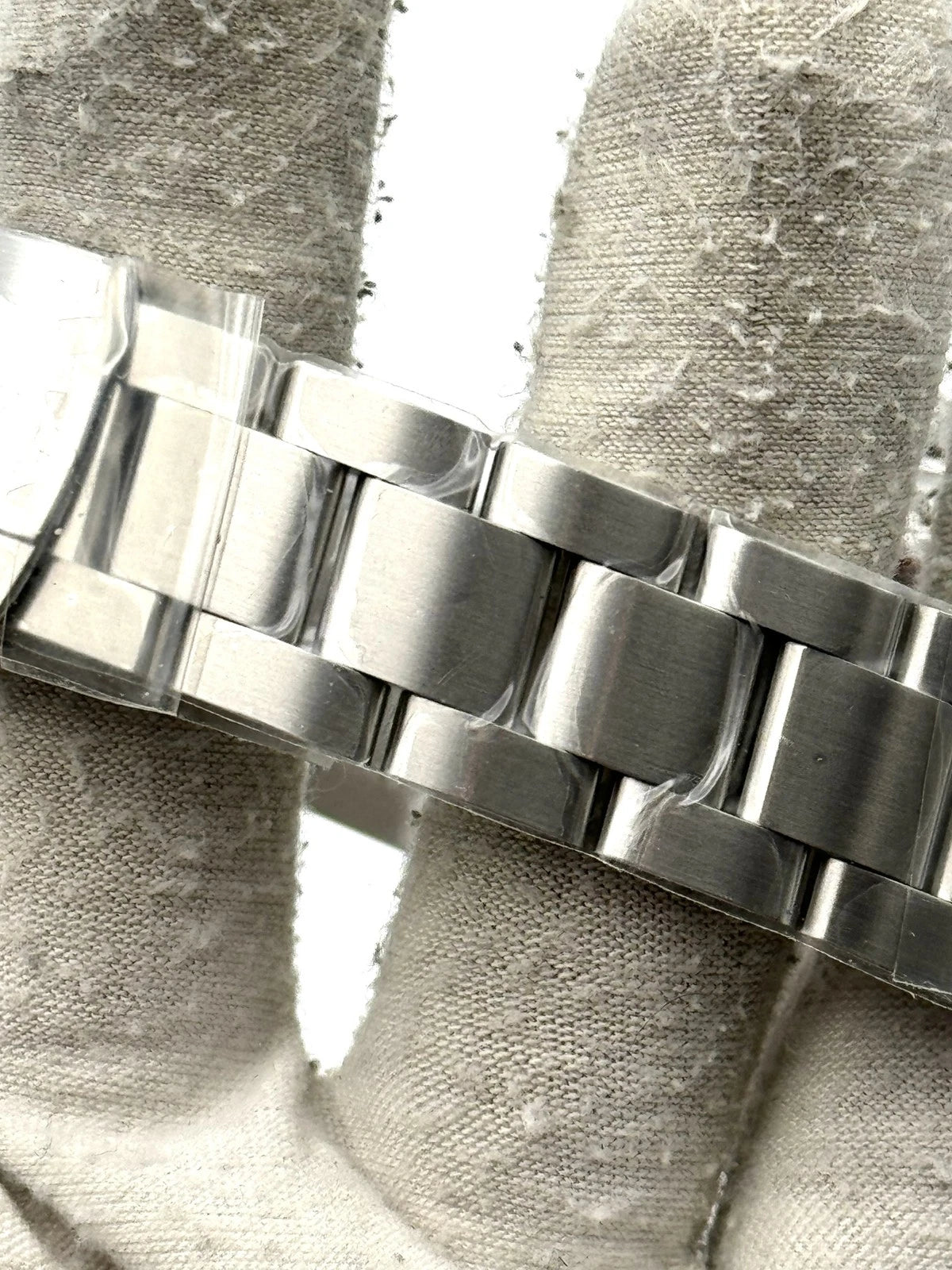 Breitling Avenger AB0147