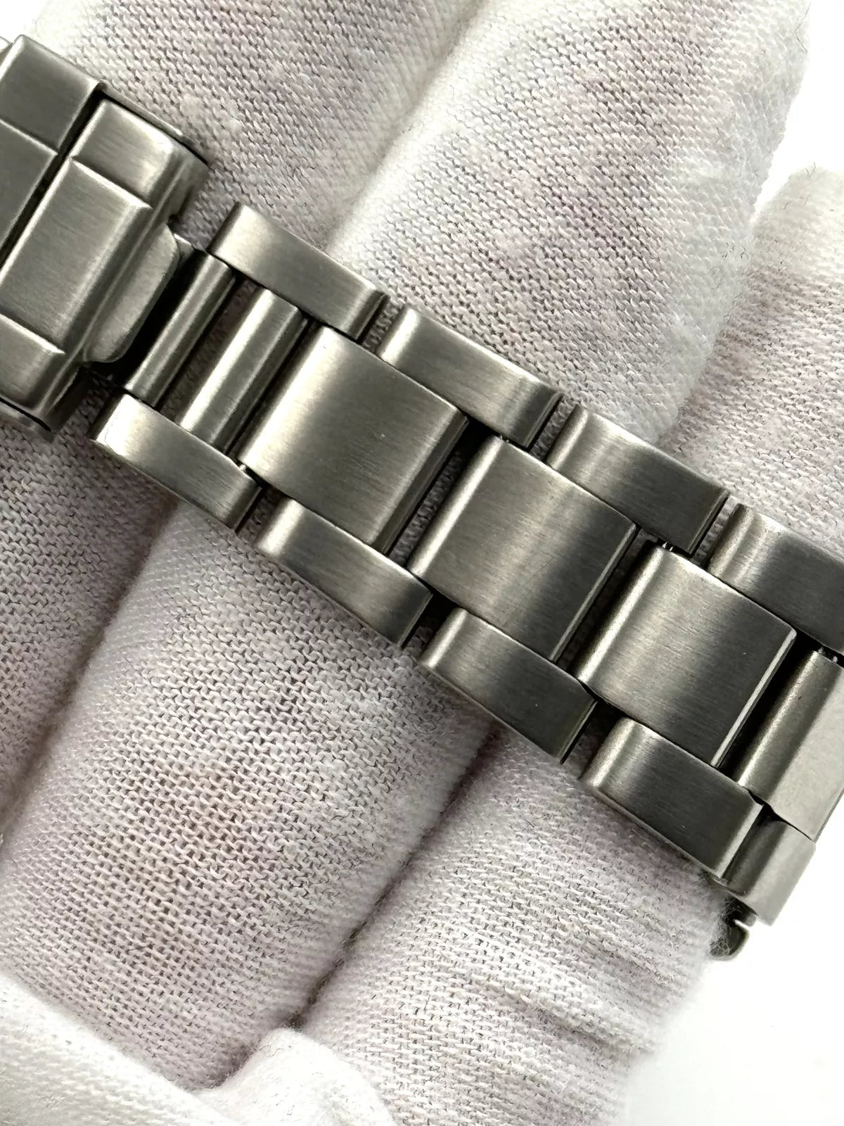 Rolex Explorer II 16550