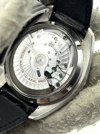 Omega Speedmaster Racing 329.33.44.51.04.001